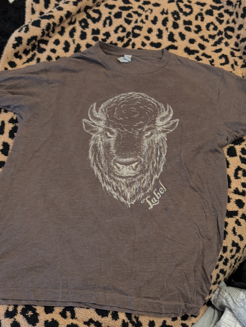 Source Unknown Brown Tee with Buffalo Graphic
